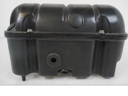 Baksidan på Luftburk från en Kawasaki ZZR 1100 -1994 motorcykel.