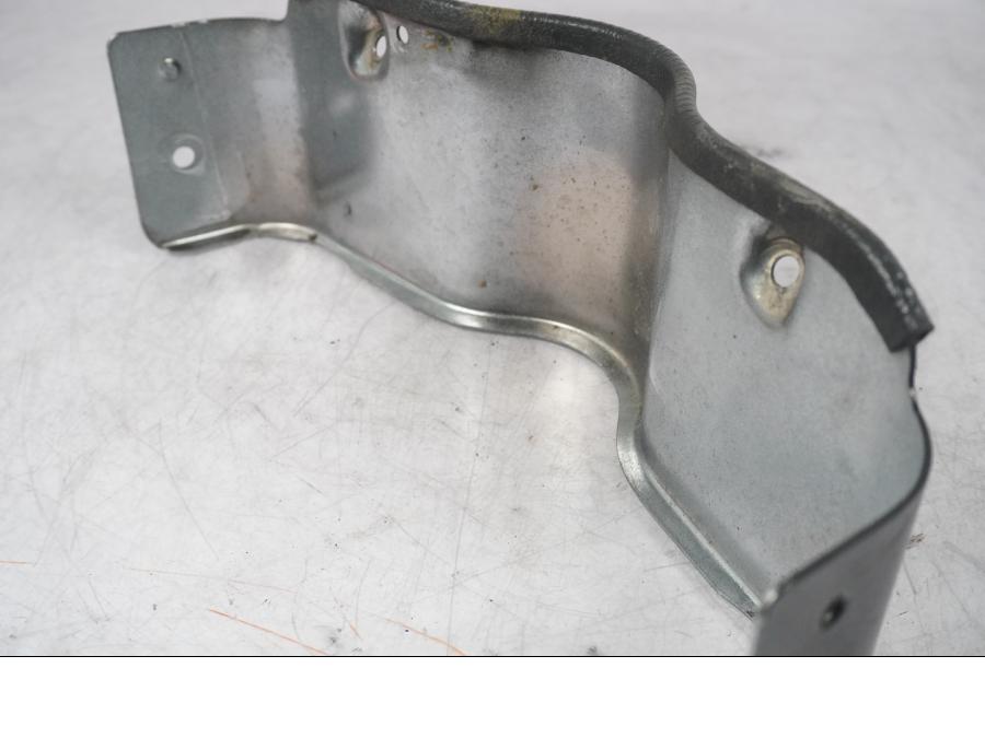 Vänster sida på Gaffelkronadekor från en H-D Touring Street Glide FLHX -2009 motorcykel.