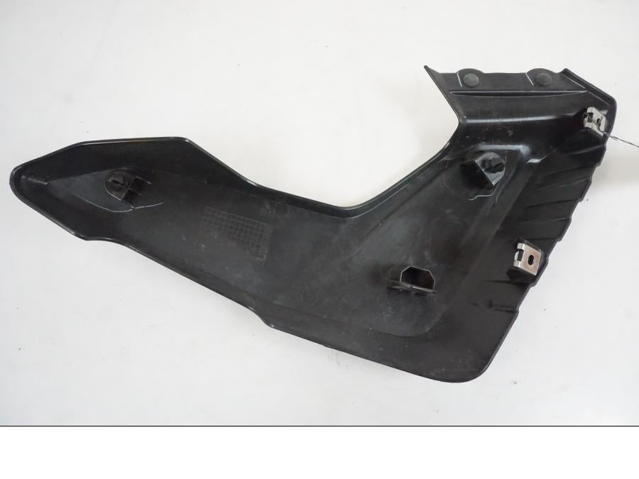 Snett uppifrån på Kylarvinge från en KTM 390 Adventure -2021 motorcykel.