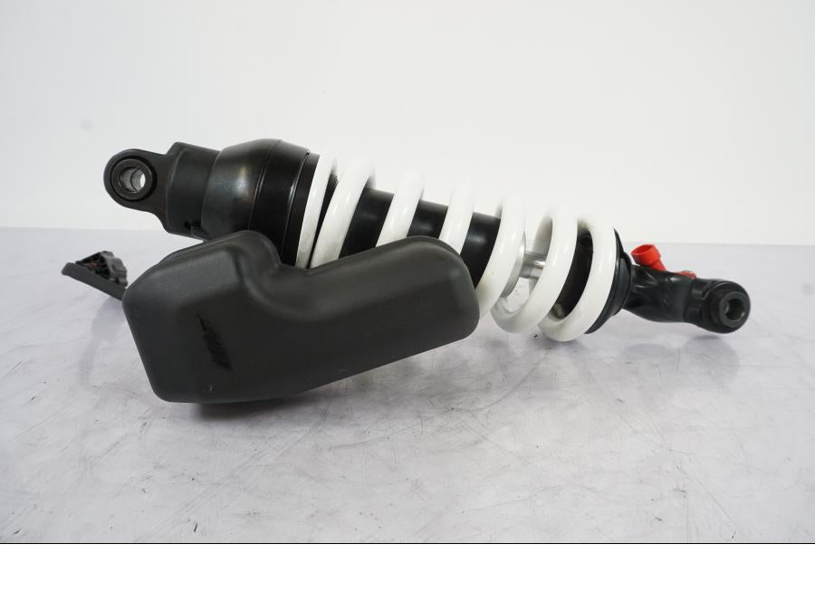 Baksidan på Stötdämpare ESA från en KTM 1290 Super Duke -2019 motorcykel.