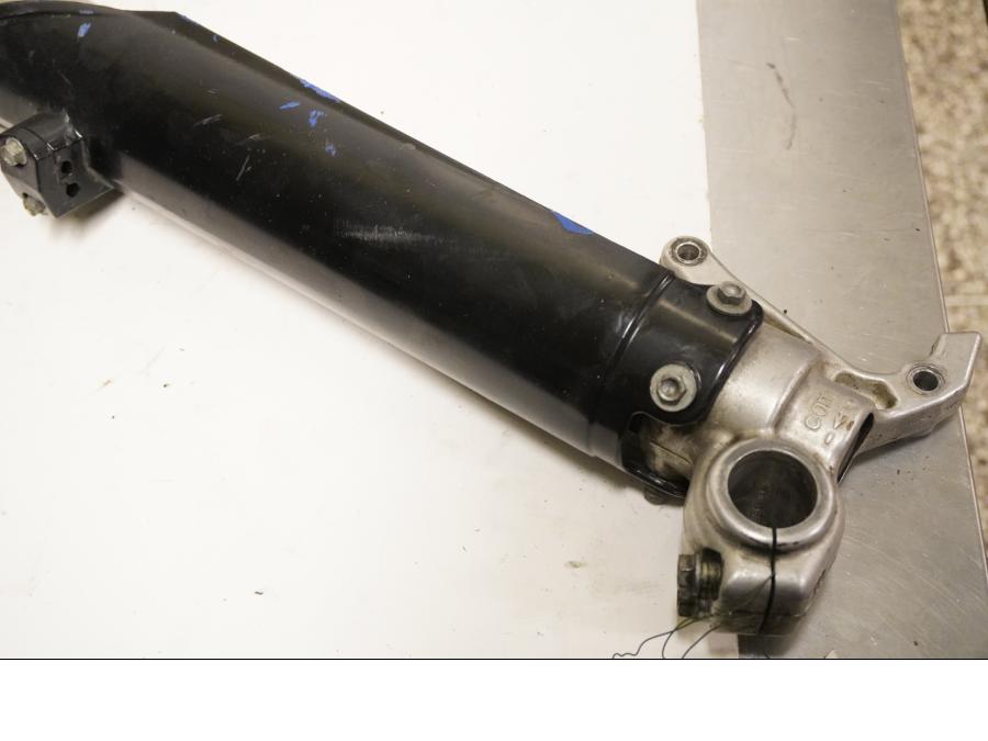 Baksidan på Gaffelben från en Husaberg FS 650 E -2008 motorcykel.