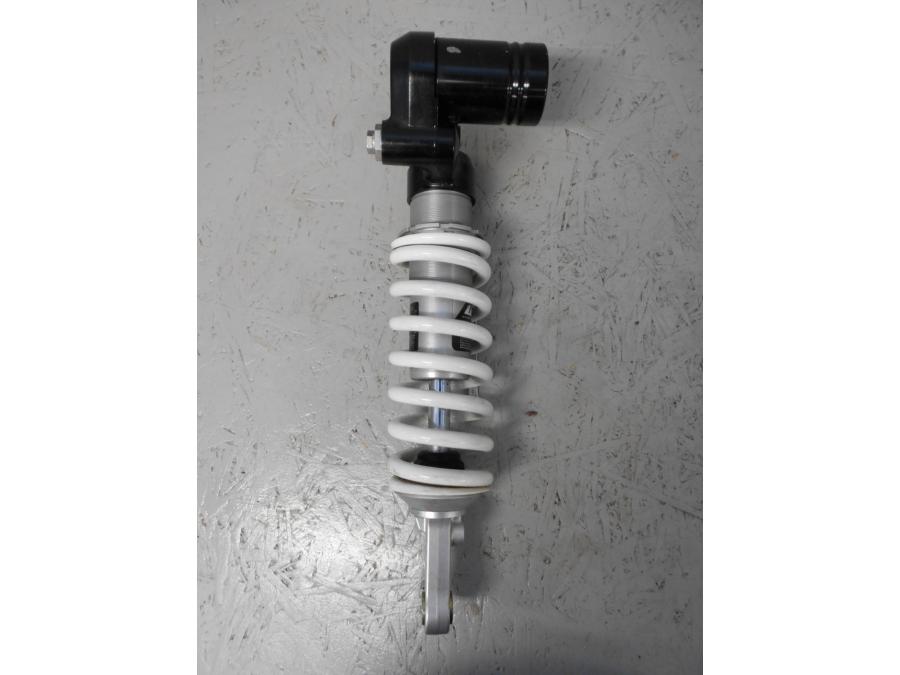 Baksidan på Stötdämpare från en KTM 690 SMCR -2013 motorcykel.