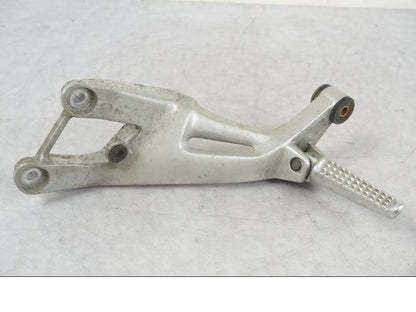 Framsidan på Fotpinne från en Honda CBR 1100 XX -1999 motorcykel.