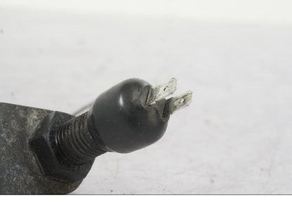 Vänster sida på Bromsljuskontakt från en Suzuki GSX 550 EF -1985 motorcykel.