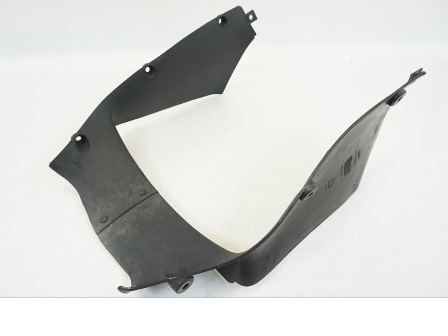 Vänster sida på Vattenkylkåpa från en Triumph TT 600 -2002 motorcykel.