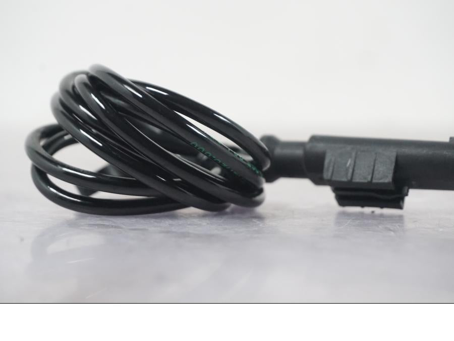 Vänster sida på ABS givare från en KTM 1290 Super Duke R -2022 motorcykel.