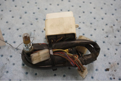 Baksidan på Kontrollampor från en BMW F 650 ST -1999 motorcykel.