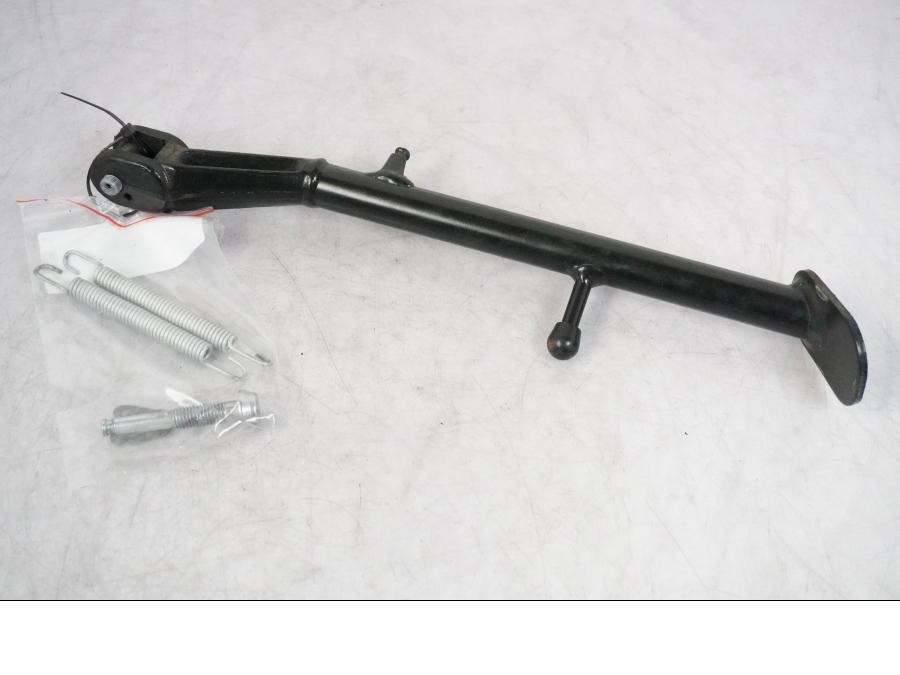 Framsidan på Sidostöd från en BMW R 1250 GSA -2021 motorcykel.