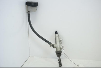 Framsidan på Bromshuvudcylinder från en BMW K 1600 -2015 motorcykel.