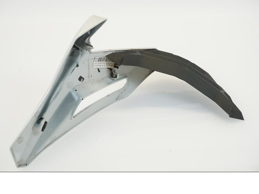 Baksidan på Magkåpa från en BMW S 1000 R -2019 motorcykel.