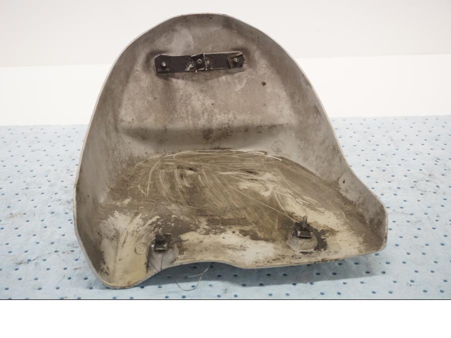 Höger sida på Magkåpa från en BMW F 650 ST -1999 motorcykel.