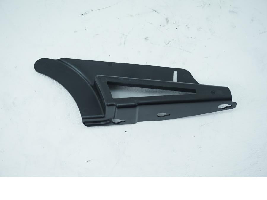 Baksidan på Remskydd från en H-D XL 1200 x -2019 motorcykel.