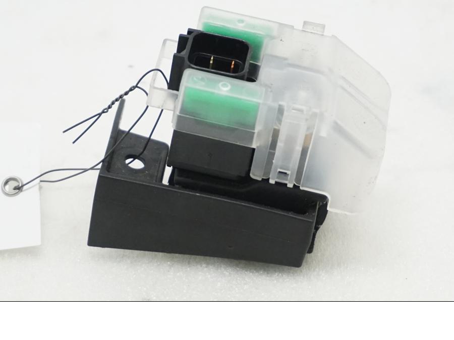 Framsidan på Startrelä från en Ducati Multistrada 1158 V4 -2021 motorcykel.