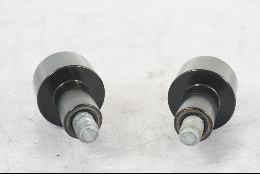 Höger sida på Styrvikt från en BMW R 1200 GSA -2012 motorcykel.