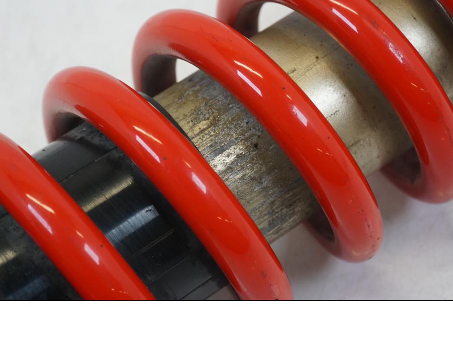 Extrabild4 på Stötdämpare från en Kawasaki ZX-12R -2000 motorcykel.