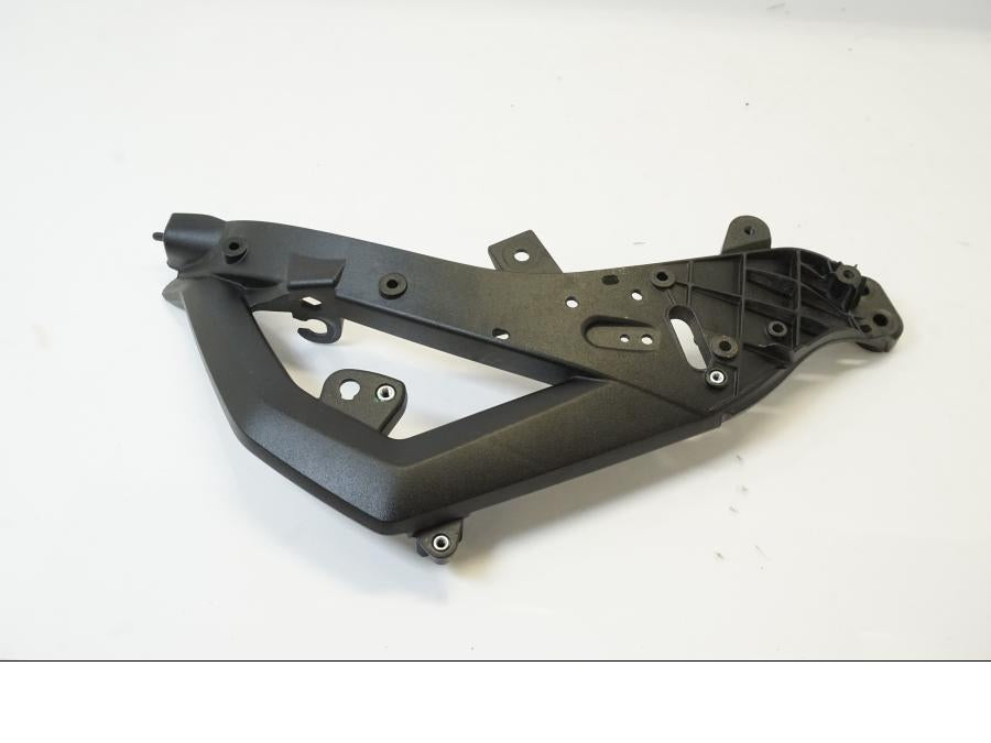 Framsidan på Toppkåpstag från en BMW R 1200 GS -2018 motorcykel.