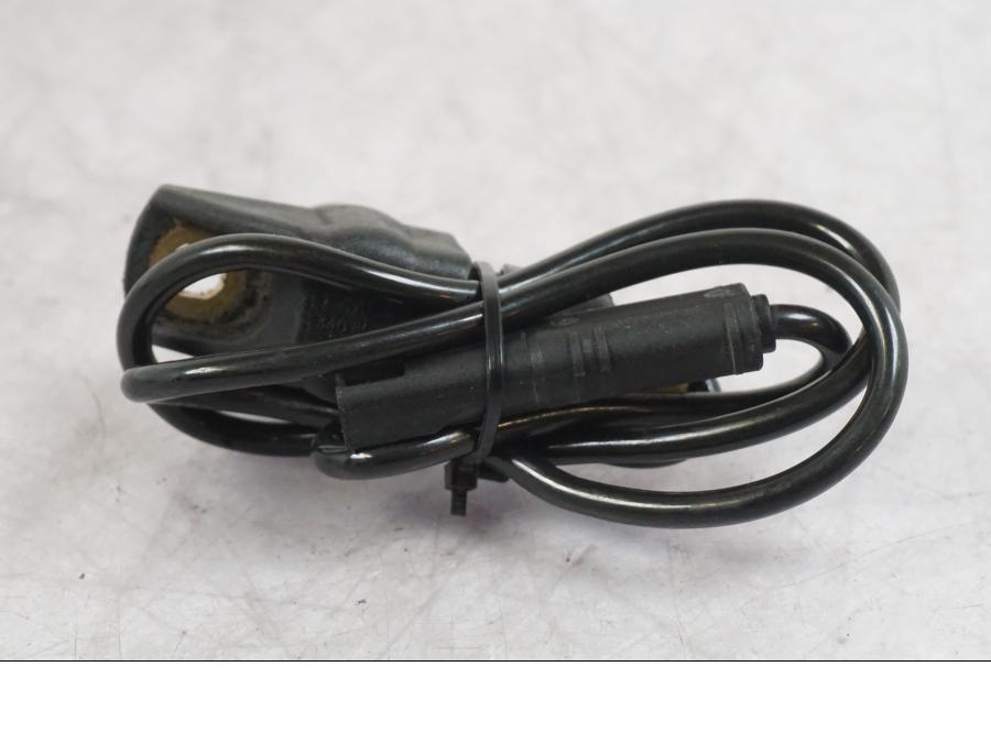 Baksidan på Vevaxelsensor från en BMW K 1600 GTL -2015 motorcykel.