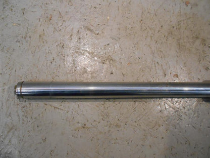 Höger sida på Gaffelben från en Honda CBR 125 R -2007 motorcykel.