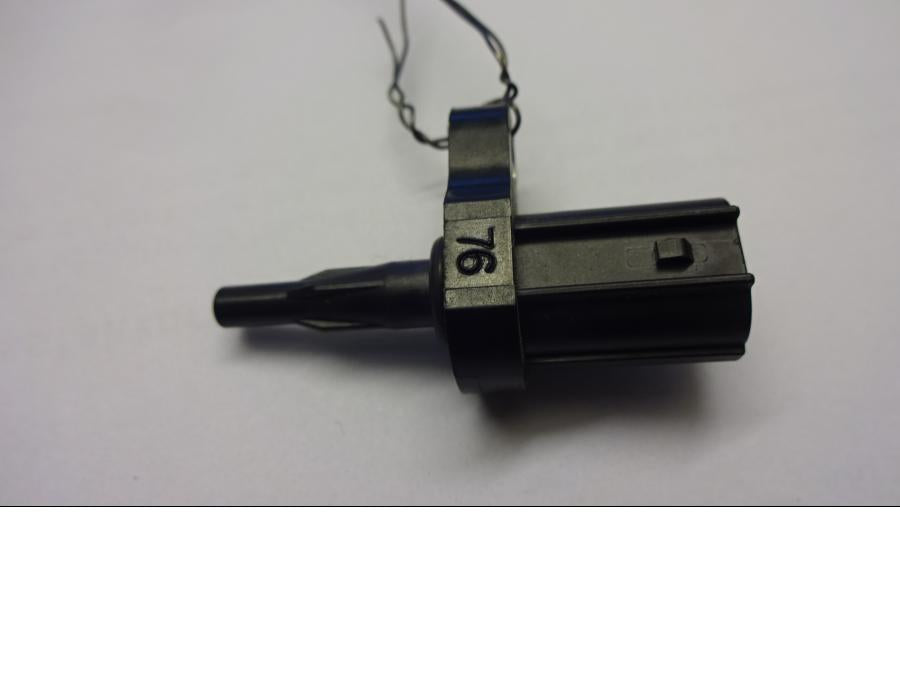 Framsidan på Luftsensor från en Triumph Daytona 675 -2011 motorcykel.