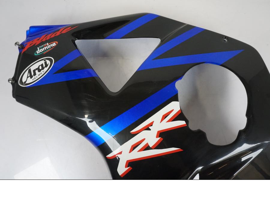 Baksidan på Sidkåpa från en Honda CBR 900 RR -2003 motorcykel.