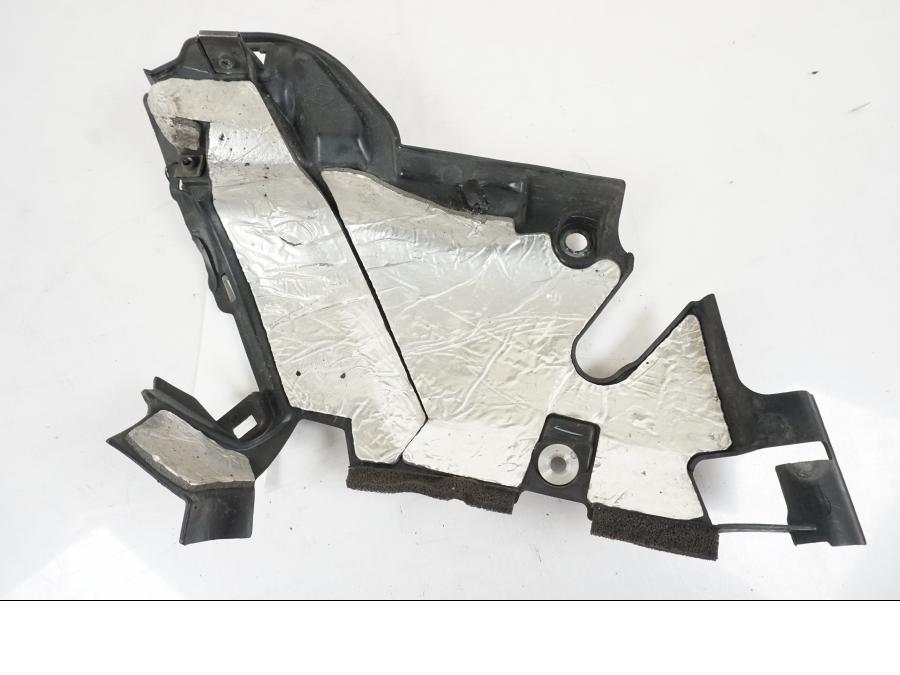 Extrabild3 på Värmeskydd från en Yamaha YZF 1000 R1 -2007 motorcykel.