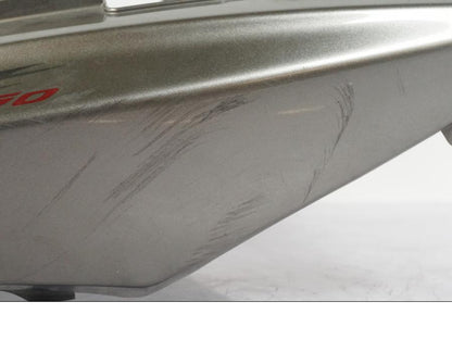 Snett uppifrån på Bakvinge från en Suzuki GSF 1250 -2010 motorcykel.