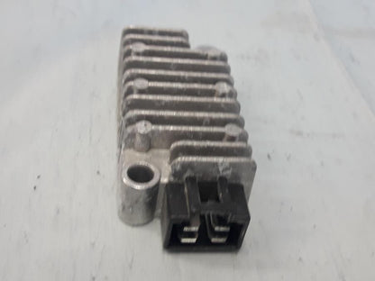 Baksidan på Likriktare från en Yamaha MT 125 -2017 motorcykel.