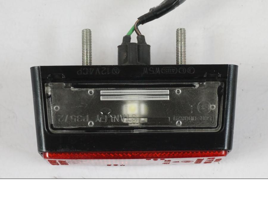 Vänster sida på Skyltbelysning från en Honda CBR 1000 RR -2007 motorcykel.