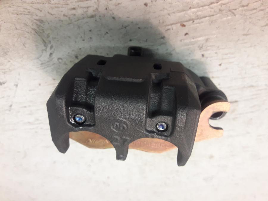 Baksidan på Bromsok från en Triumph Speed Twin -2019 motorcykel.