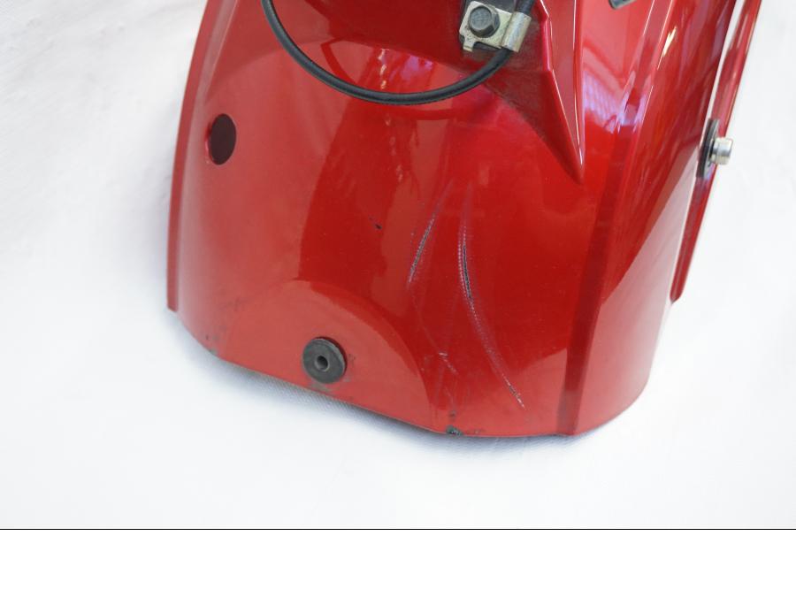 Snett uppifrån på Bakskärm från en Kawasaki VN 900 -2006 motorcykel.