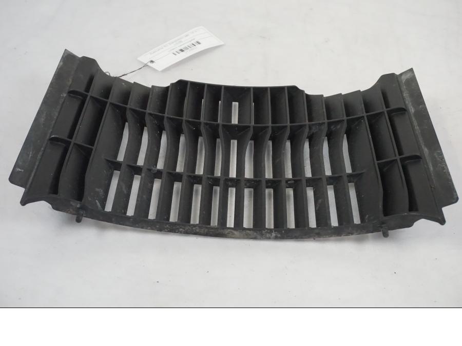 Höger sida på Vattenkylgaller från en Husqvarna 701 SUPERMOTO ABS -2016 motorcykel.