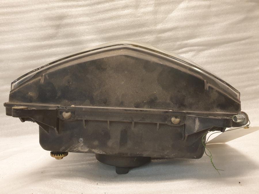 Snett uppifrån på Strålkastare från en Honda VTR 1000 F -1997 motorcykel.