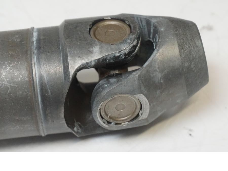Höger sida på Kardanaxel från en BMW R 1100 S -2003 motorcykel.