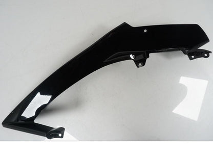 Framsidan på Sidkåpa från en Yamaha YZF 1000 R1 -2007 motorcykel.