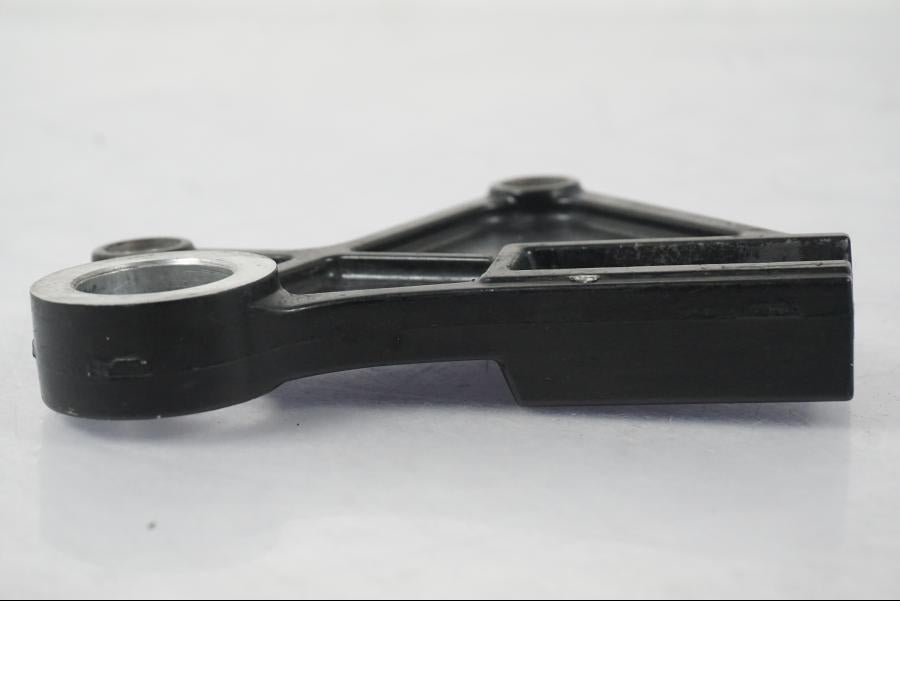 Baksidan på Bromsoksfäste från en Kawasaki ZX-6R -2005 motorcykel.