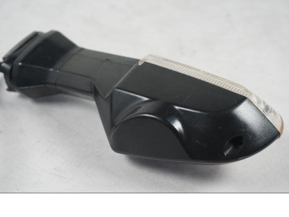 Vänster sida på Blinkers från en Kawasaki ER-6N ABS -2010 motorcykel.