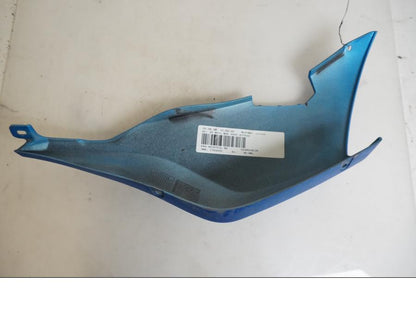 Framsidan på Bakvinge från en BMW K 1200 S -2007 motorcykel.