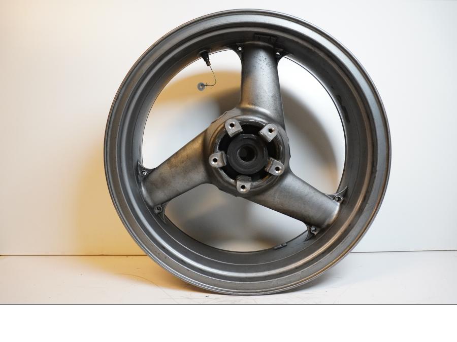 Framsidan på Fälg från en Kawasaki ZX-9R -1994 motorcykel.