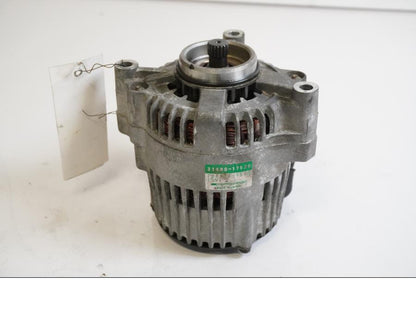 Framsidan på Generator från en Suzuki GSX-R 750 -1995 motorcykel.