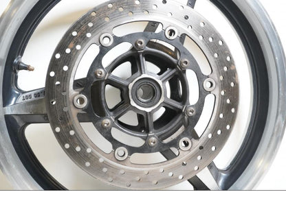 Extrabild3 på Fälg från en Yamaha XV 1700 -2003 motorcykel.