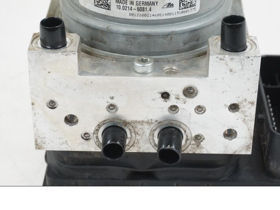 Extrabild1 på ABS Modulator från en BMW R 1250 GS -2019 motorcykel.