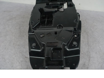 Vänster sida på Undertail från en Yamaha MT-09 -2024 motorcykel.