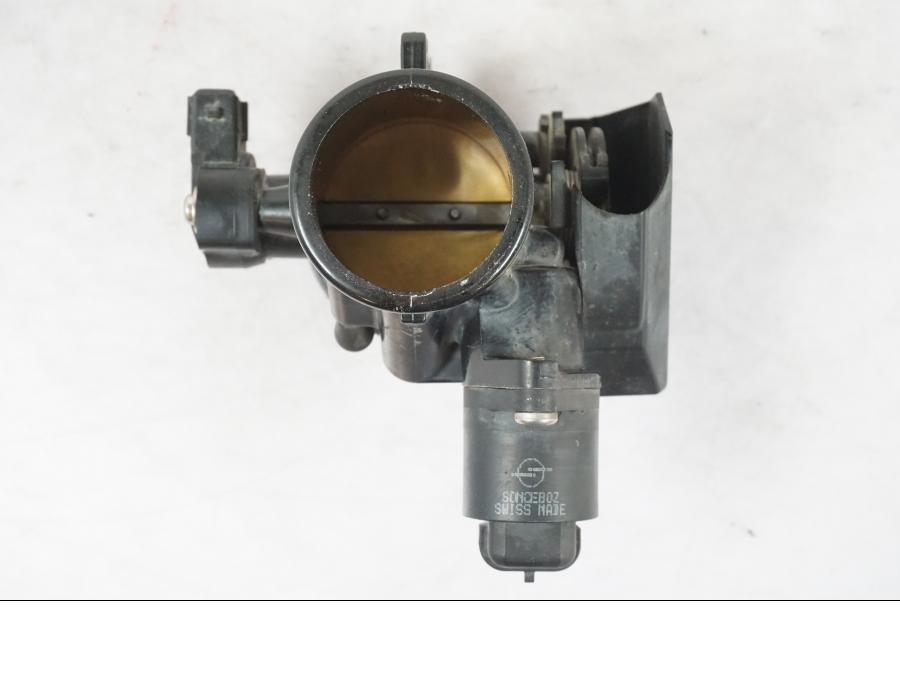 Extrabild3 på Spjällhus från en BMW R 1200 GSA -2012 motorcykel.