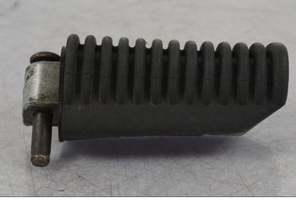 Framsidan på Fotpinne från en BMW R 1100 GS -1998 motorcykel.