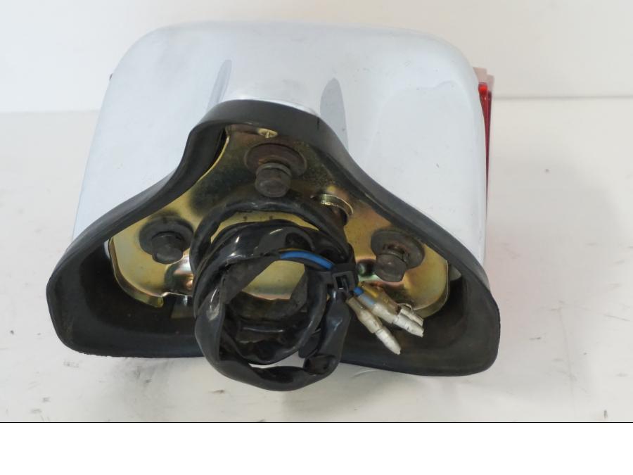 Snett uppifrån på Baklampa från en Yamaha XV 535 -1995 motorcykel.