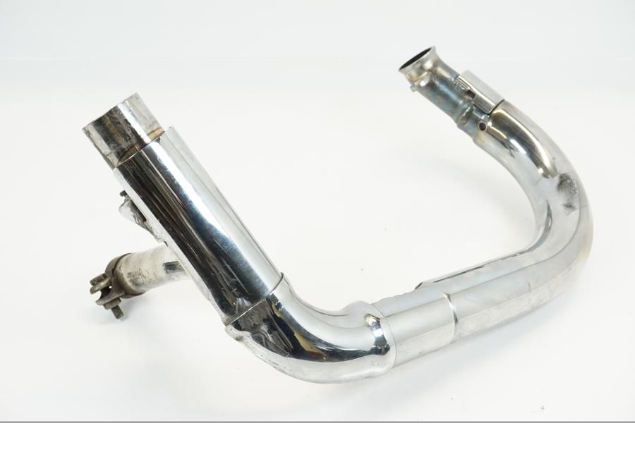 Vänster sida på Grenrör från en Triumph Speedmaster -2006 motorcykel.