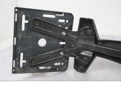 Snett uppifrån på <p>Skylthållare till KTM 125 Duke.</p>

<p>Saknar lampglaset!</p> motorcykel.