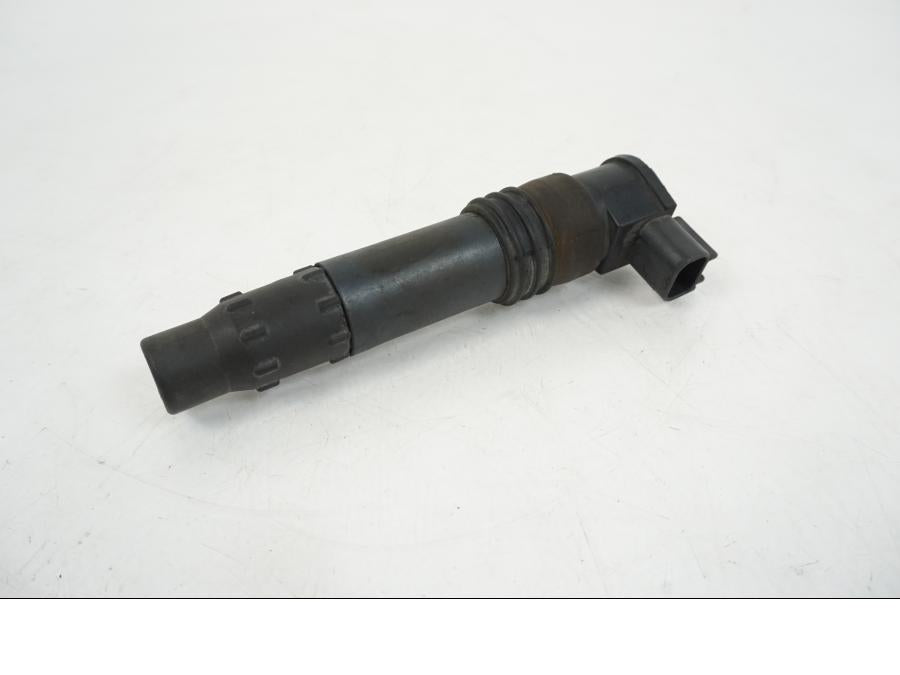 Framsidan på Tändspole från en Suzuki GSX-R 750 -2001 motorcykel.