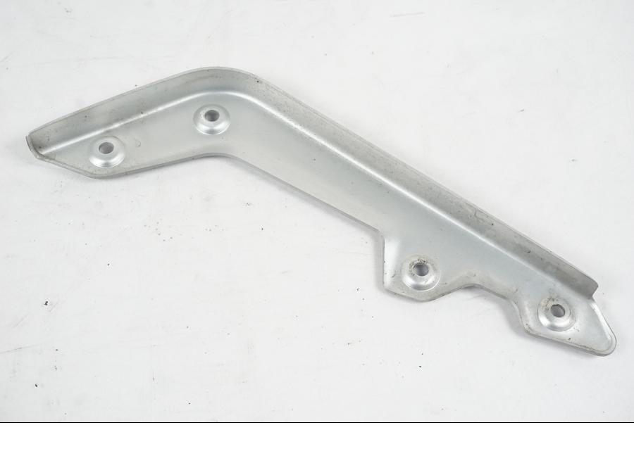 Baksidan på Framskärmsstag från en MV Agusta Dragster -2014 motorcykel.