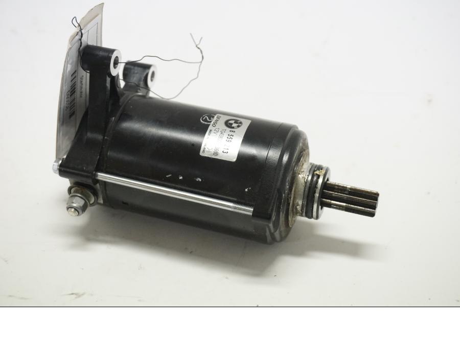 Framsidan på Startmotor från en BMW R 1250 GS -2019 motorcykel.